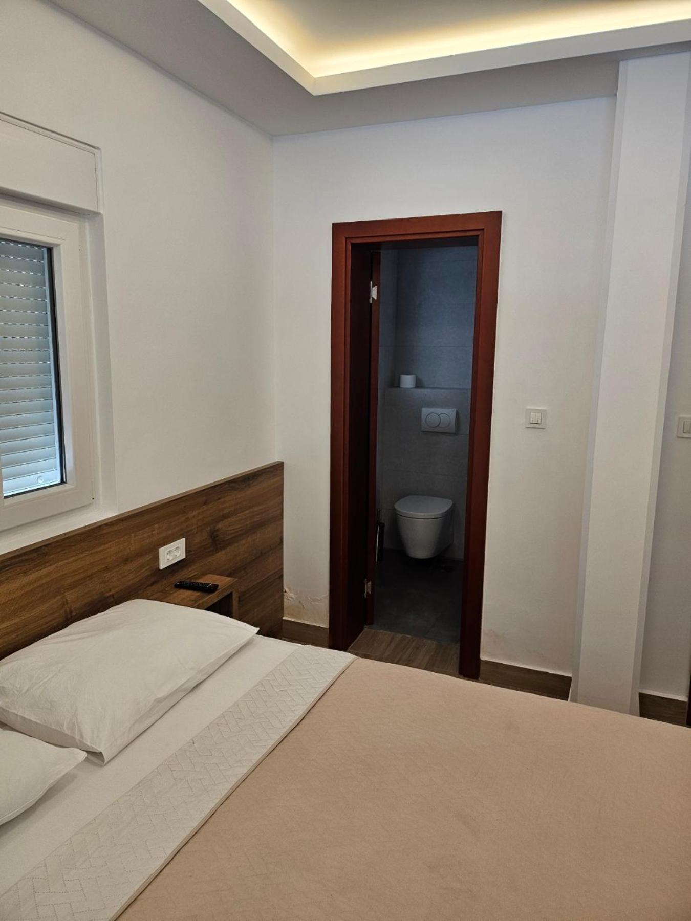 Petrovac Grejm Family Apartments מראה חיצוני תמונה