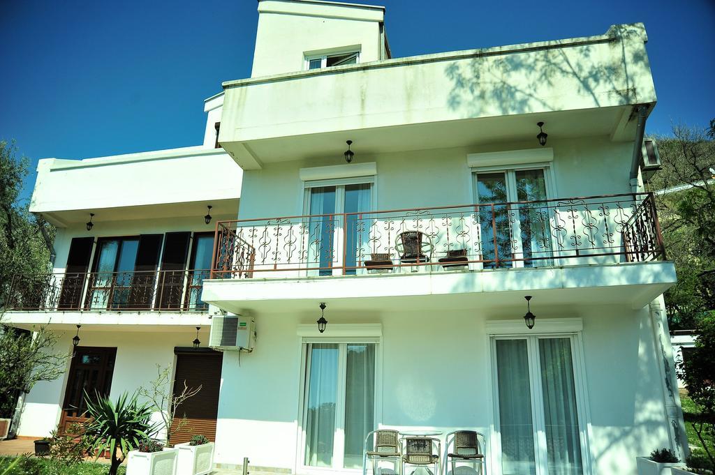 Petrovac Grejm Family Apartments מראה חיצוני תמונה