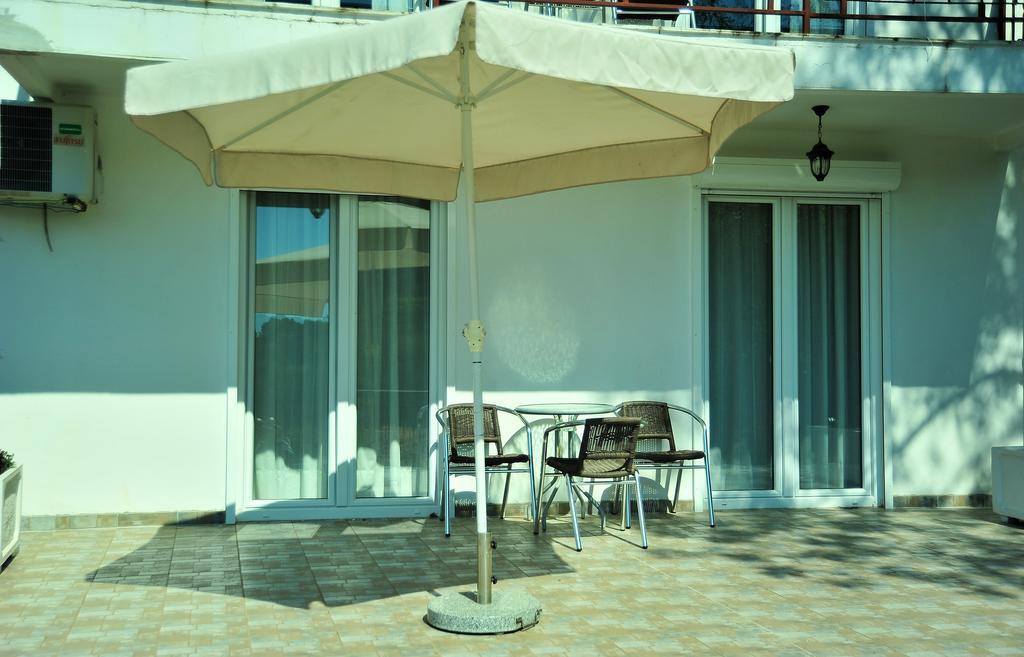 Petrovac Grejm Family Apartments מראה חיצוני תמונה