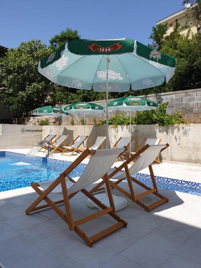 Petrovac Grejm Family Apartments מראה חיצוני תמונה